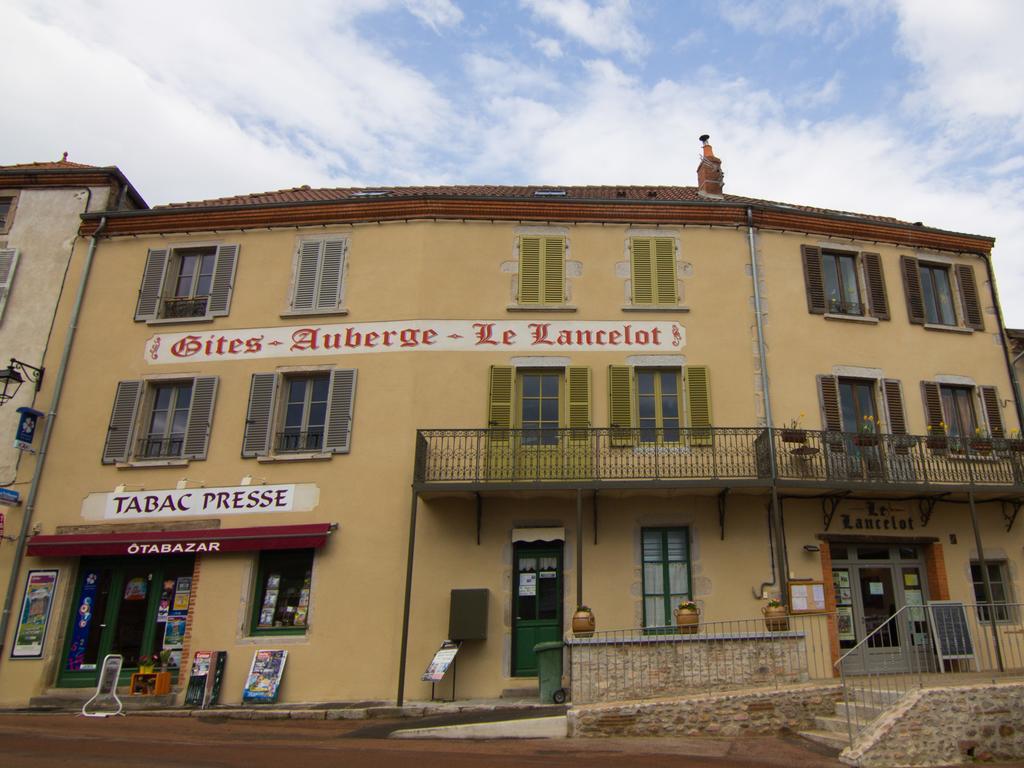 Gites Le Lancelot Ambierle Dış mekan fotoğraf