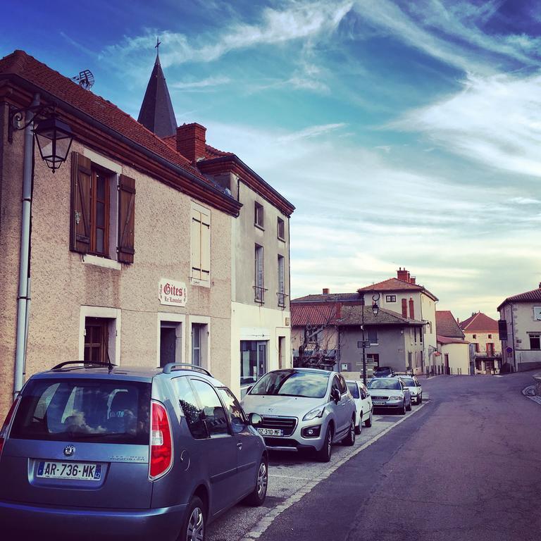 Gites Le Lancelot Ambierle Dış mekan fotoğraf